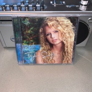 Taylor swift debut cd!